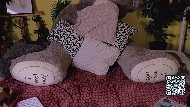 SuchArt  online show from 12/09/24, 03:22