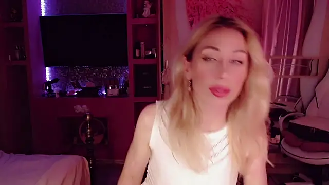 AnnieGOld  online show from 11/15/25, 11:32