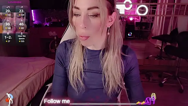 AnnieGOld  online show from 03/31/26, 09:48