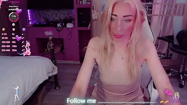 Snapshot of AnnieGOld_ chatting on 07/11/26, 11:39 AnnieGOld online show from 07/11/26, 11:39