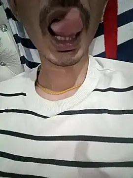 dreamtoungelick69 online show from 12/12/24, 07:37