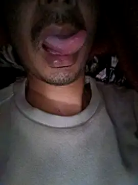 dreamtoungelick69 online show from 02/09/26, 11:09