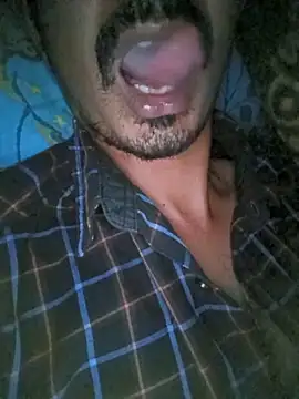 Snapshot of dreamtoungelick69 chatting on 03/26/26, 10:59 dreamtoungelick69 online show from 03/26/26, 10:59