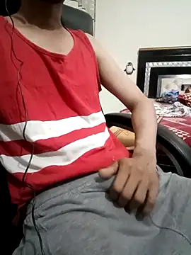 Snapshot of dreamtoungelick69 chatting on 04/06/26, 05:14 dreamtoungelick69 online show from 04/06/26, 05:14