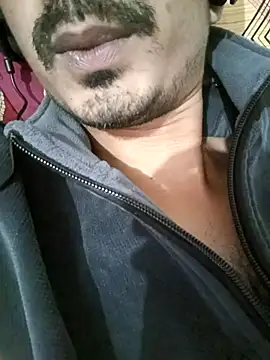 Snapshot of dreamtoungelick69 chatting on 04/07/26, 09:04 dreamtoungelick69 online show from 04/07/26, 09:04