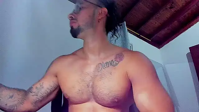 Snapshot of Baky_sexy chatting on 04/10/26, 11:09 Baky sexy online show from 04/10/26, 11:09