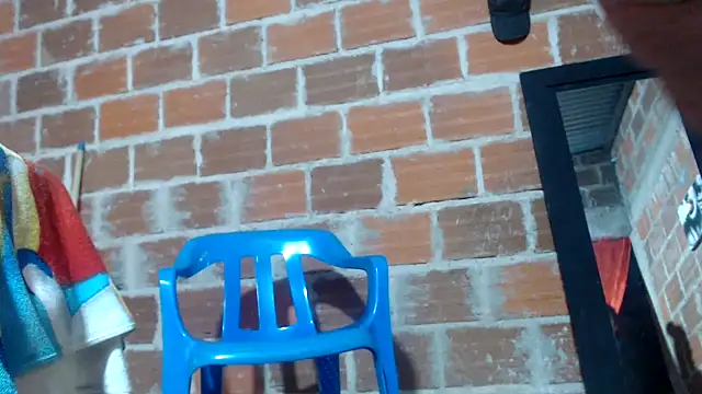 Snapshot of juanys_asshot chatting on 03/12/25, 11:53 juanys asshot online show from 03/12/25, 11:53