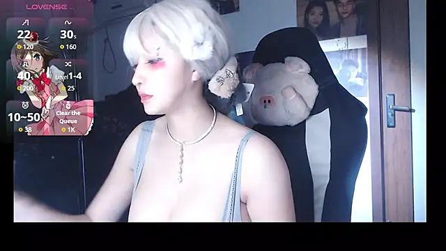 Snapshot of candy_cola chatting on 10/07/25, 01:41 candy cola online show from 10/07/25, 01:41