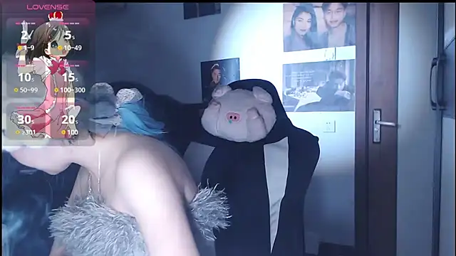 Snapshot of candy_cola chatting on 10/11/25, 01:38 candy cola online show from 10/11/25, 01:38