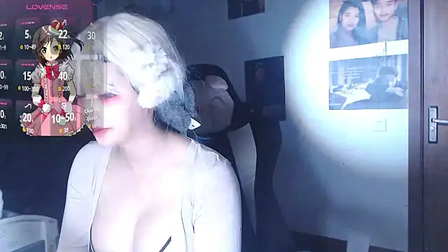 Snapshot of candy_cola chatting on 10/12/25, 05:39 candy cola online show from 10/12/25, 05:39