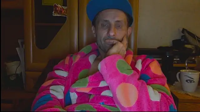 Snapshot of FireFox_Feel chatting on 12/01/24, 10:21 FireFox Feel online show from 12/01/24, 10:21