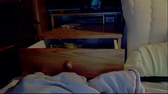 Snapshot of FireFox_Feel chatting on 12/06/24, 02:24 FireFox Feel online show from 12/06/24, 02:24