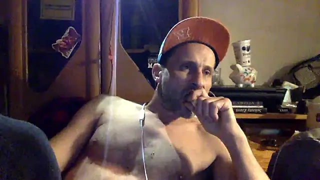 Snapshot of FireFox_Feel chatting on 12/07/24, 08:38 FireFox Feel online show from 12/07/24, 08:38