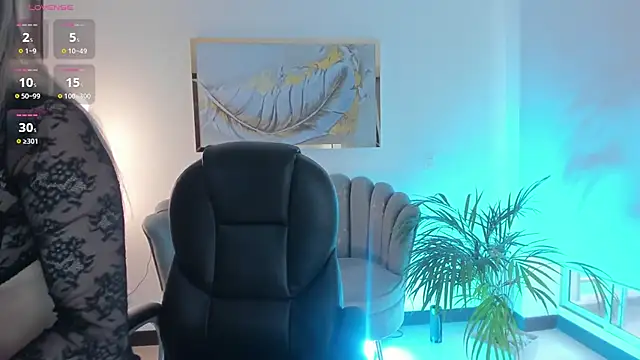 ZoePresleyX online show from 12/12/24, 09:26