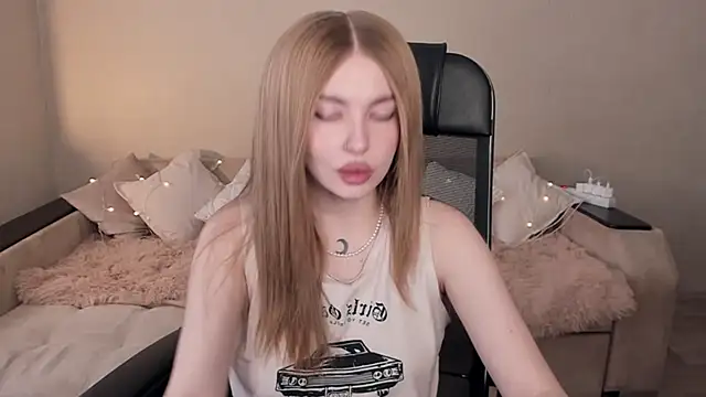 ViolettaLopez online show from 02/07/25, 11:23