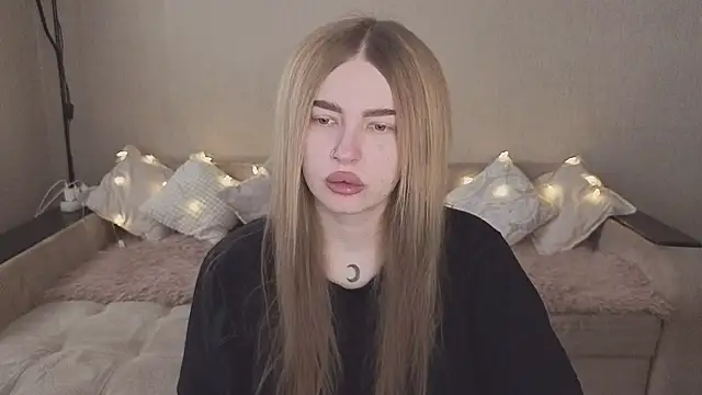 ViolettaLopez online show from 11/16/25, 10:54