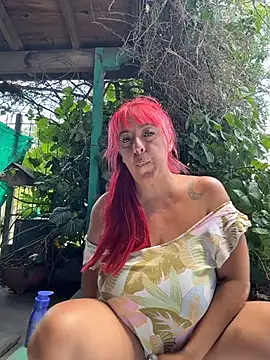 sofy alone online show from 12/16/25, 04:23