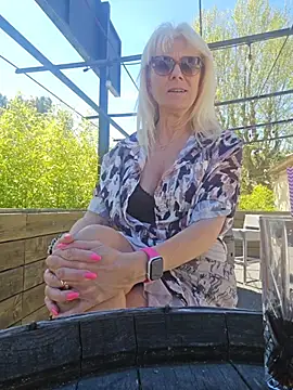 Snapshot of Nathotsexy1 chatting on 04/10/26, 09:58 Nathotsexy1 online show from 04/10/26, 09:58