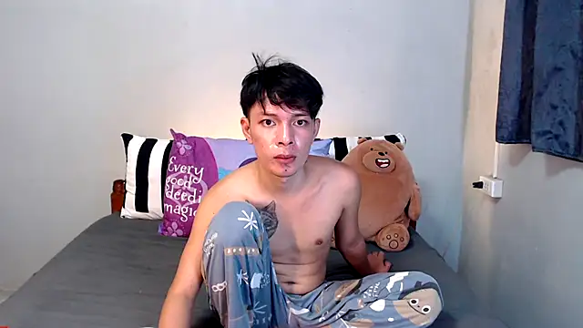 Snapshot of urpinoyasian chatting on 11/08/25, 10:30 urpinoyasian online show from 11/08/25, 10:30