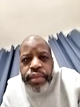 Snapshot of alfiebrown007 chatting on 03/04/26, 12:16 alfiebrown007 online show from 03/04/26, 12:16