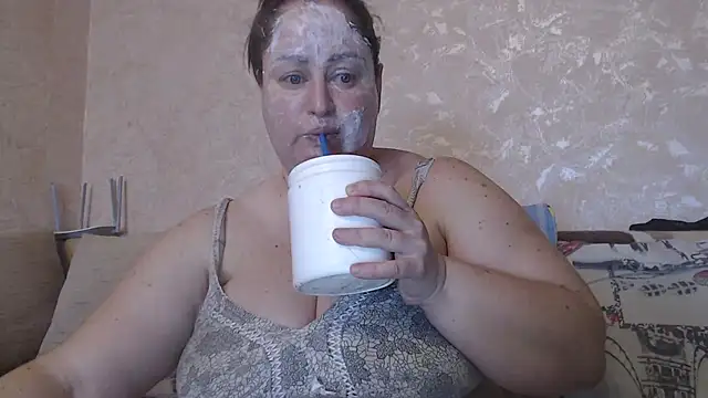 Amy August online show from 03/09/25, 07:01