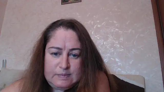 Amy August online show from 10/13/25, 10:04