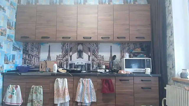 Amy August online show from 03/04/26, 06:52