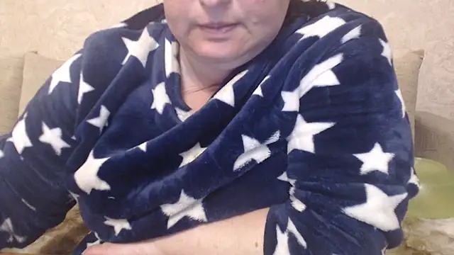 Amy August online show from 04/12/26, 05:40