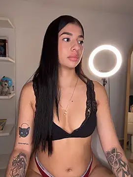 Veronica ar online show from 07/02/26, 03:45