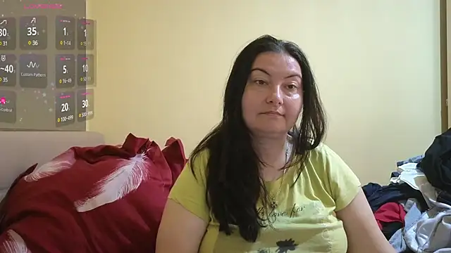 BBW MILF 4U online show from 03/17/25, 09:44