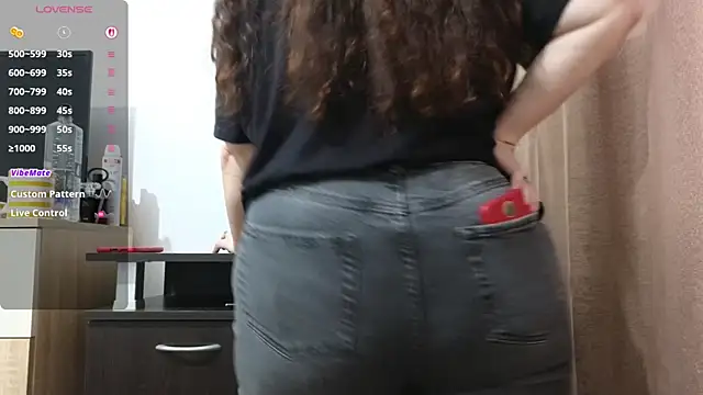 Snapshot of BBW_MILF_4U chatting on 04/17/26, 11:13 BBW MILF 4U online show from 04/17/26, 11:13