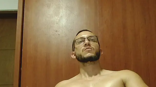 Snapshot of MarcusMilarc chatting on 03/02/25, 02:19 MarcusMilarc online show from 03/02/25, 02:19