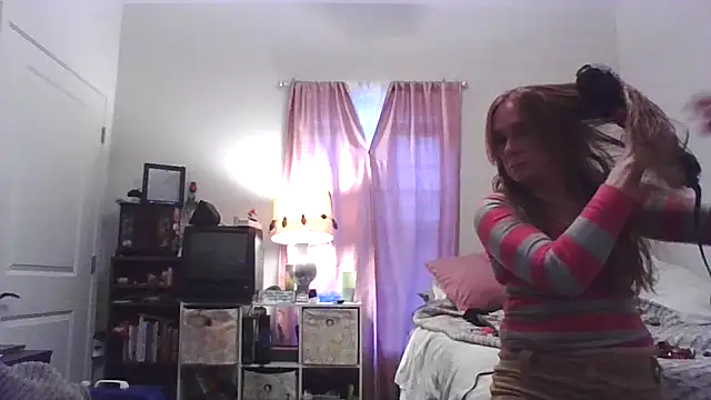 Snapshot of tmmcmannus chatting on 10/26/25, 08:15 tmmcmannus online show from 10/26/25, 08:15