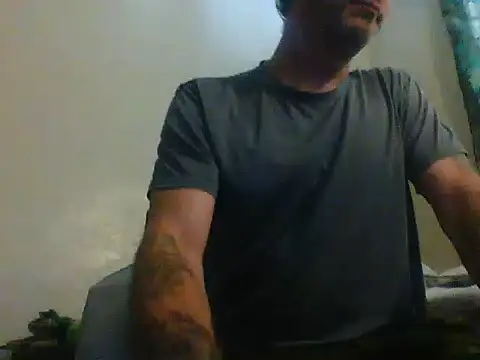 Snapshot of thefire420 chatting on 12/06/24, 05:55 thefire420 online show from 12/06/24, 05:55