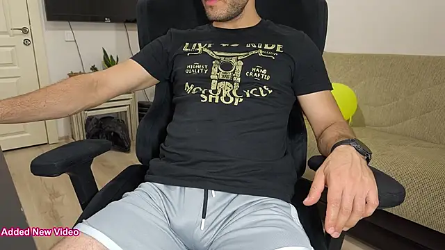 Snapshot of Emre_Ty chatting on 09/18/25, 05:26 Emre Ty online show from 09/18/25, 05:26