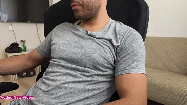 Snapshot of Emre_Ty chatting on 09/28/25, 10:09 Emre Ty online show from 09/28/25, 10:09