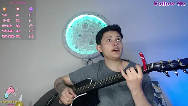 Snapshot of girl_intense444 chatting on 12/14/24, 04:31 girl intense444 online show from 12/14/24, 04:31