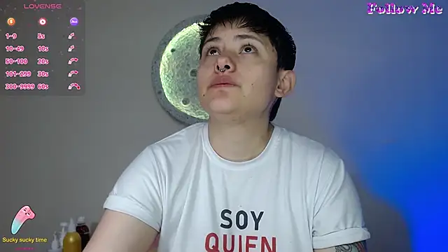 Snapshot of girl_intense444 chatting on 12/20/24, 12:49 girl intense444 online show from 12/20/24, 12:49