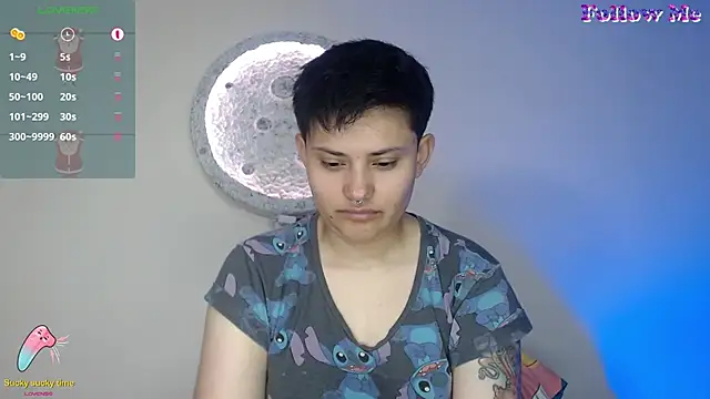 Snapshot of girl_intense444 chatting on 12/27/24, 09:22 girl intense444 online show from 12/27/24, 09:22