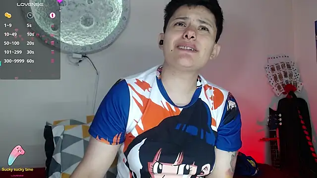 Snapshot of girl_intense444 chatting on 01/18/25, 03:49 girl intense444 online show from 01/18/25, 03:49