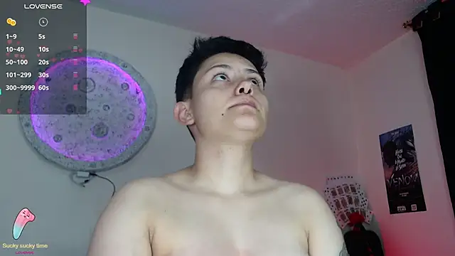 Snapshot of girl_intense444 chatting on 01/28/25, 06:17 girl intense444 online show from 01/28/25, 06:17