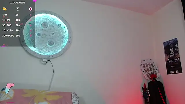 Snapshot of girl_intense444 chatting on 02/05/25, 01:11 girl intense444 online show from 02/05/25, 01:11