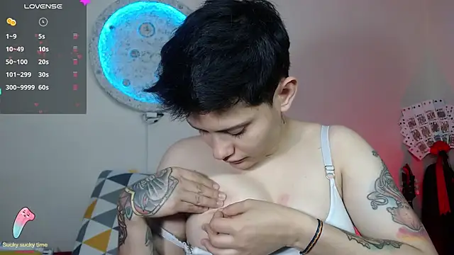 Snapshot of girl_intense444 chatting on 02/09/25, 07:19 girl intense444 online show from 02/09/25, 07:19