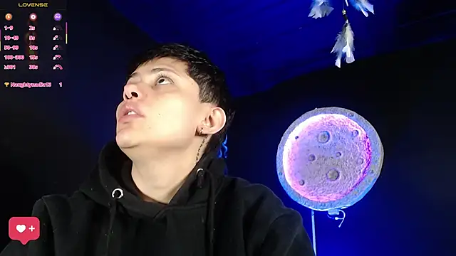 girl intense444 online show from 03/09/26, 12:42