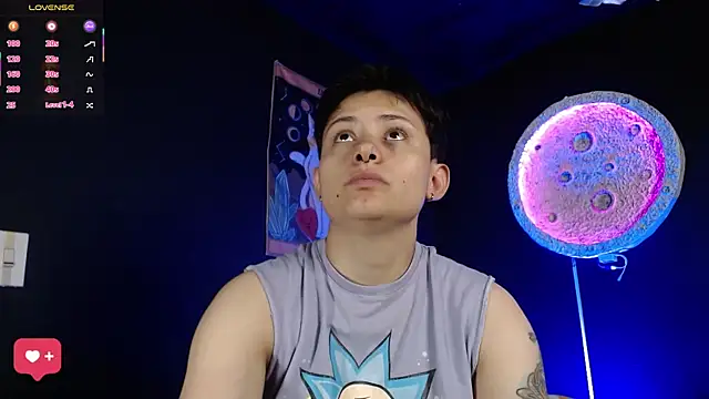 girl intense444 online show from 03/24/26, 01:05