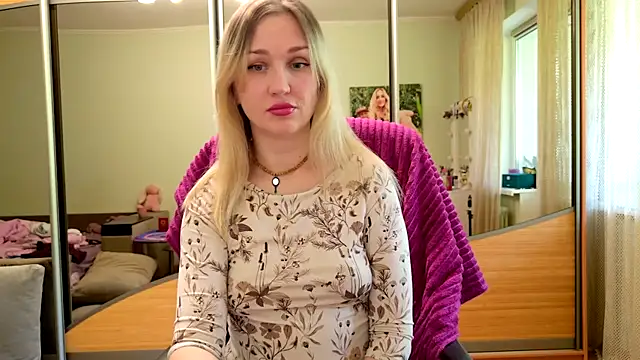 Snapshot of ModelEva chatting on 05/02/26, 09:03 ModelEva online show from 05/02/26, 09:03