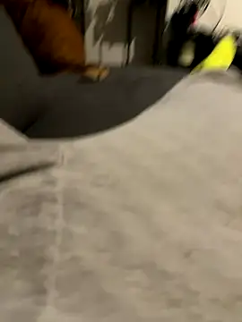 Snapshot of geilmeisje98 chatting on 10/24/25, 08:27 geilmeisje98 online show from 10/24/25, 08:27