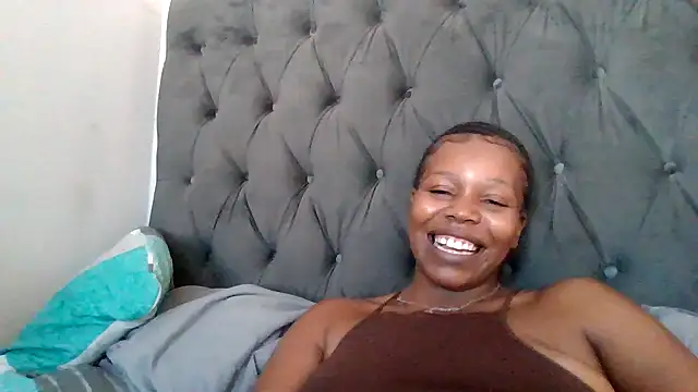 cherryontopy online show from 03/18/25, 01:42