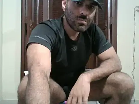 Snapshot of MILITARS chatting on 02/13/25, 04:11 MILITARS online show from 02/13/25, 04:11