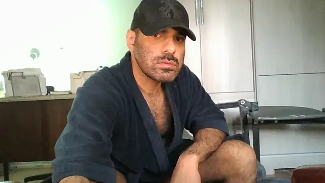 Snapshot of MILITARS chatting on 09/13/25, 08:30 MILITARS online show from 09/13/25, 08:30